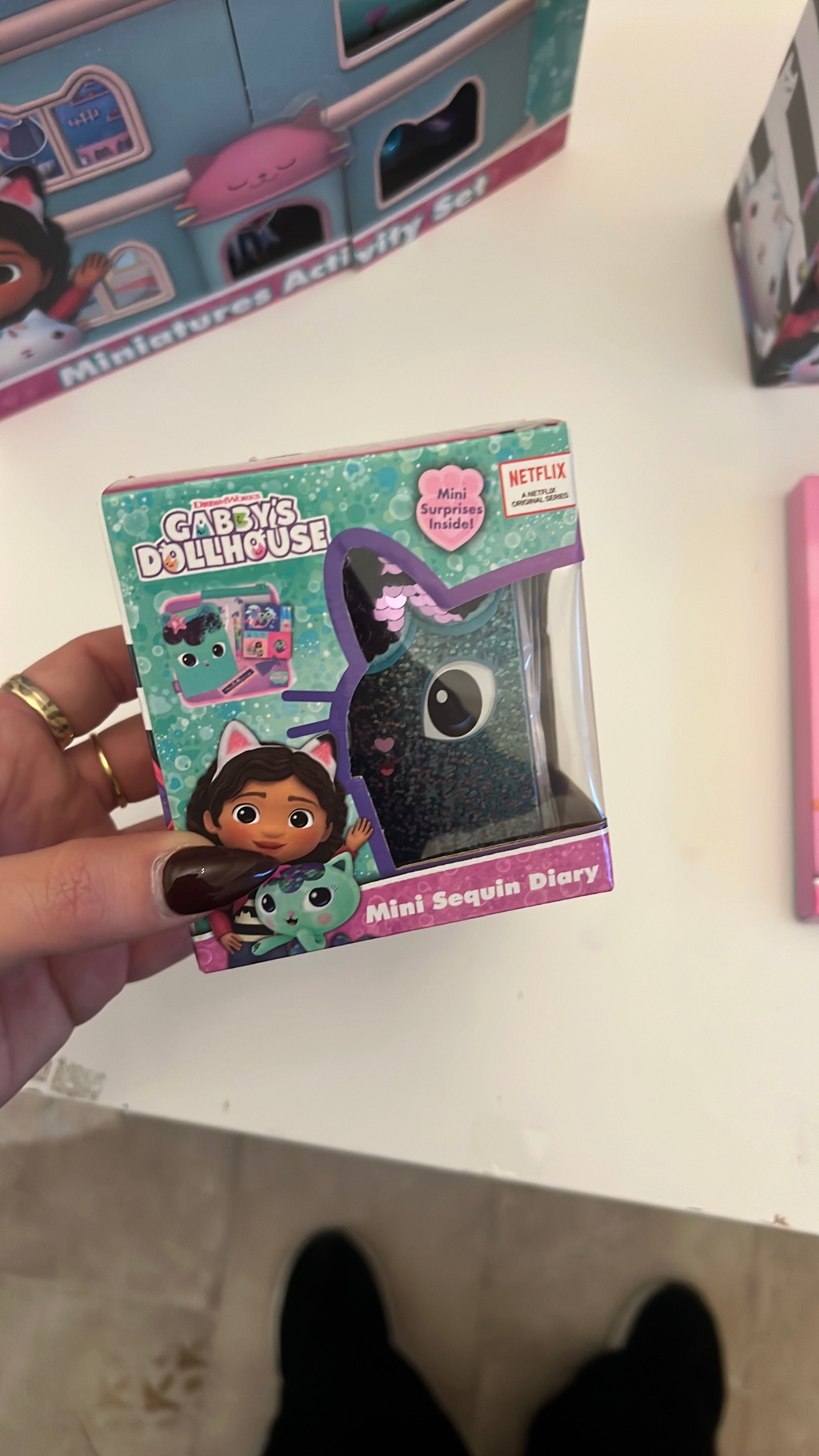 Gabby’s doll house bundle + extra gift