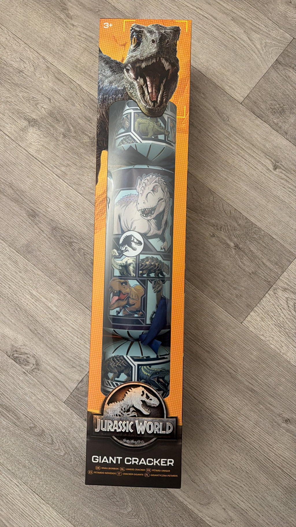 Jurassic Park Activity Crackers