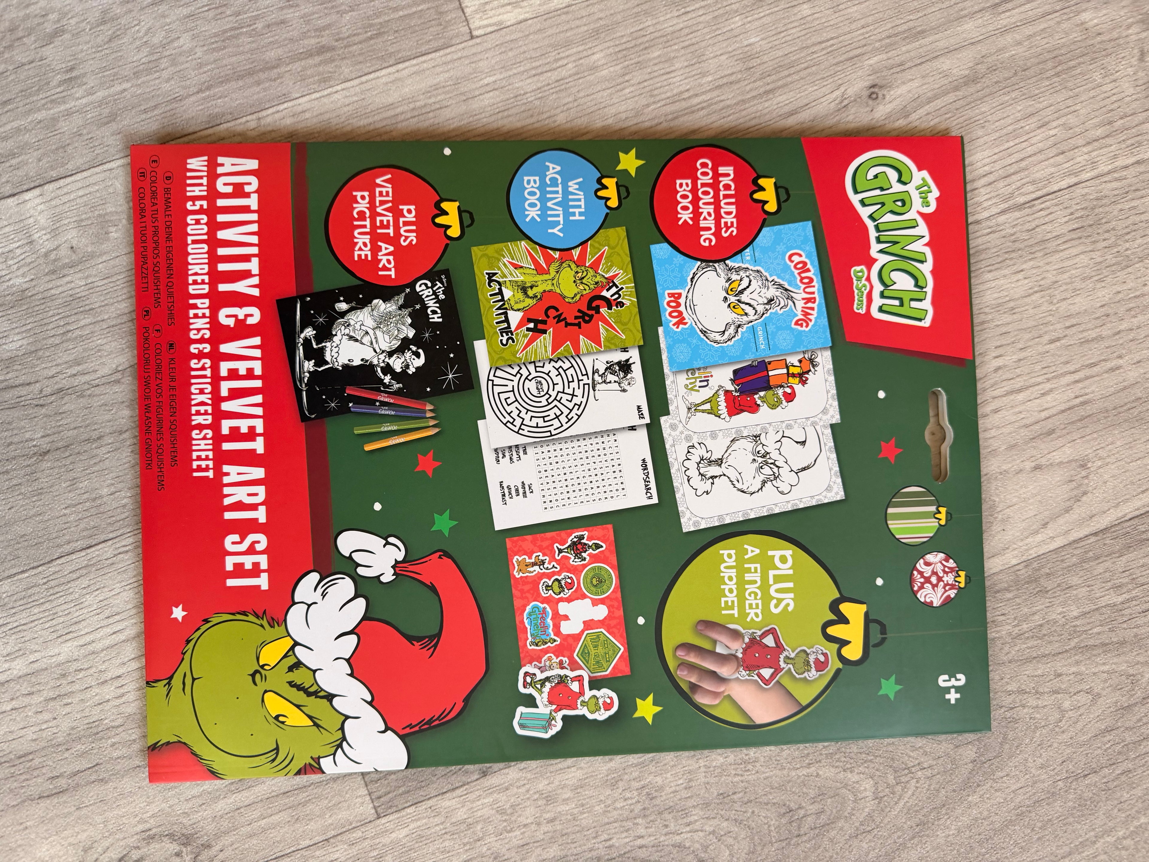 10 piece Grinch  bundle + free gift