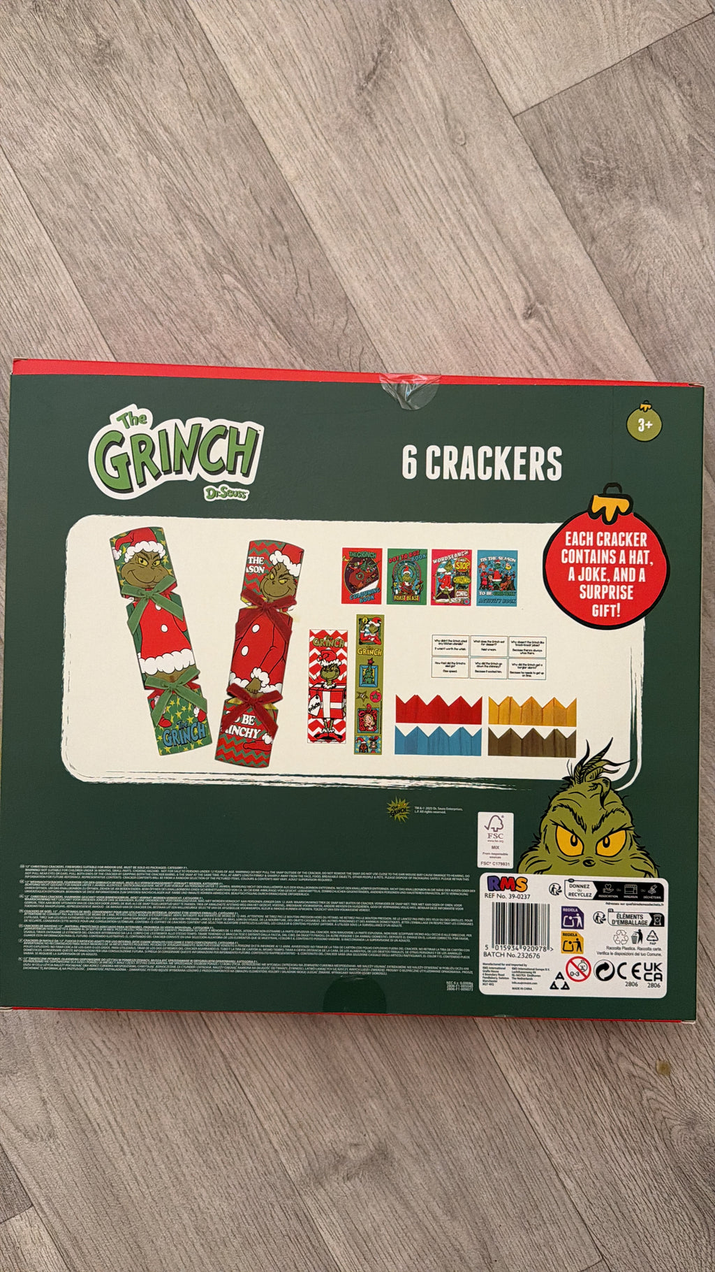 6 Grinch Crackers