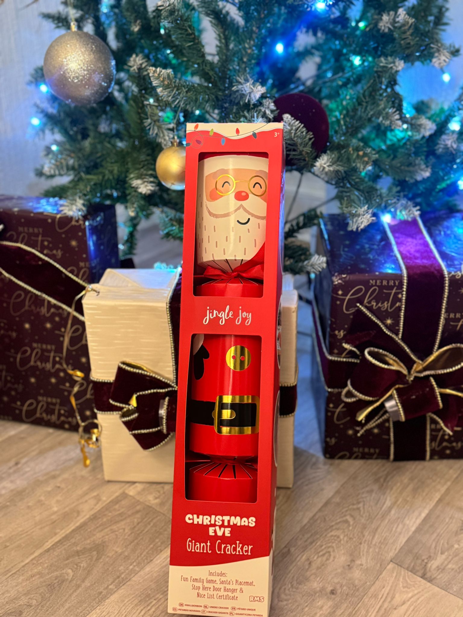 Extra Large pre filled Christmas crackers
